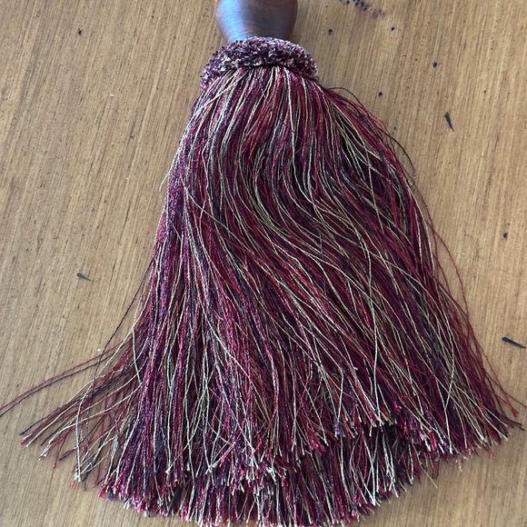 Set of 4 Drapery Curtain Tie Backs Tassels - Picture 13 of 17